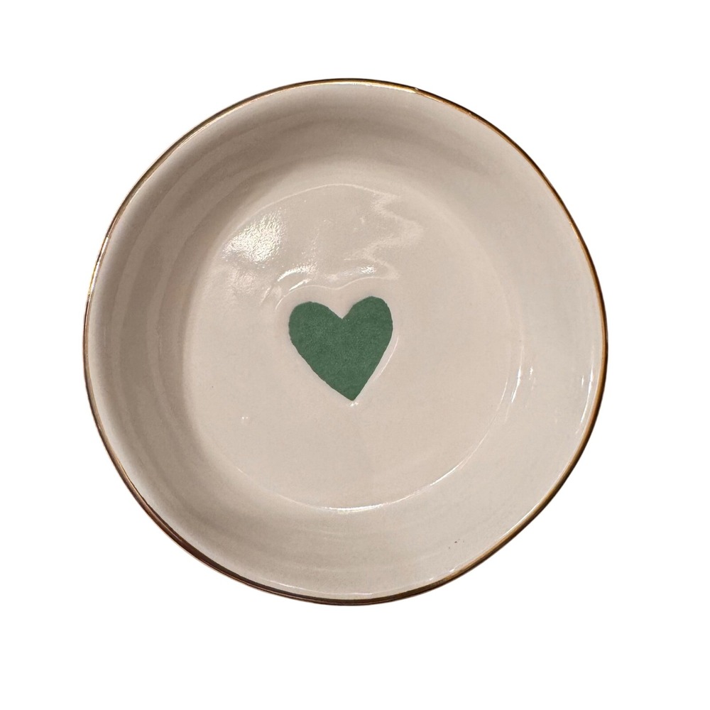 DEMDACO Decorative White‎ Dish Green Heart Gold Rim Small Trinket Ring Jewelry